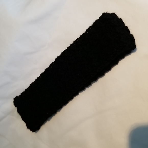 Handcrafted headband ear/ warmer - Picture 3 of 4